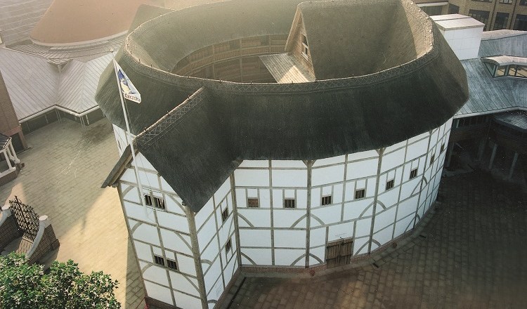 Maxine Peake, The Guilty Feminist and Johnny Flynn at Shakespeare’s Globe