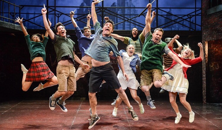 Blood Brothers – New Wimbledon Theatre