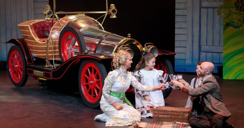 Chitty Chitty Bang Bang – Altrincham Garrick Playhouse