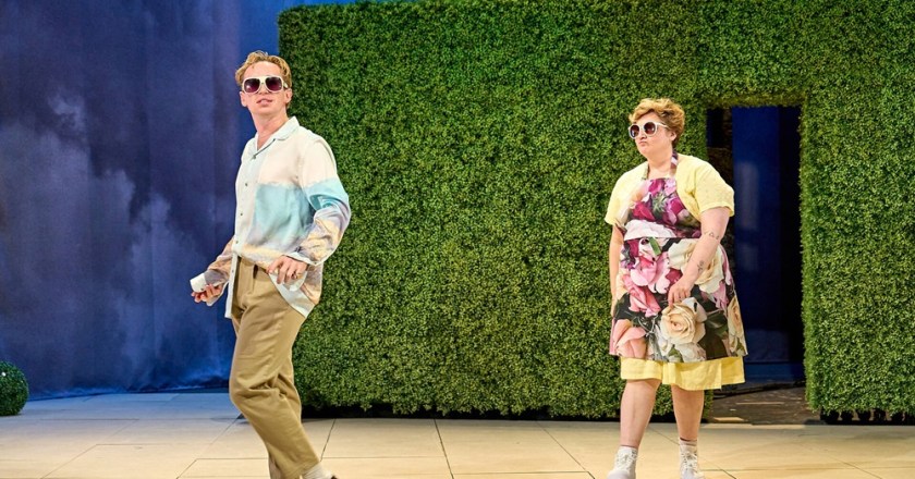 Mates in Chelsea – Royal Court Theatre
