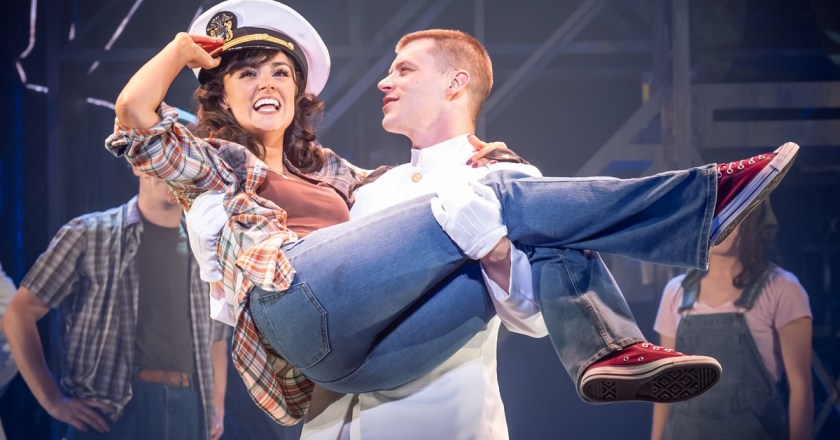 An Officer and a Gentleman – Hull New Theatre