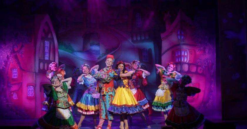 Snow White and the Seven Dwarfs – St Helens Theatre Royal